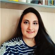 Psicopedagoga y profesora de música, ofrezco clases y sesiones de iniciación a la música, musicoterapia, lenguaje musical, iniciación al piano, armonía y composición. Clases adaptadas a todo tipo de necesidades del alumnado, experiencia en escuela